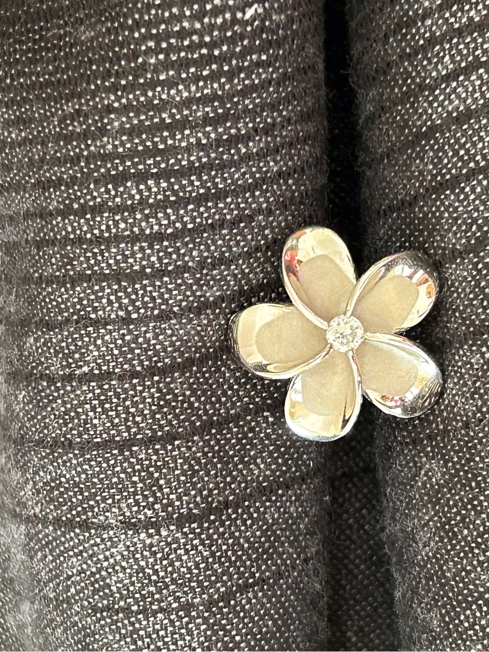 Polished Sterling Silver Floral Ring with CZ Center Stone - Size 9 - Picture 2 of 6